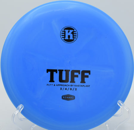 Inside Circle 2, the K3 Hard Tuff spins on a dead-straight putt, dropping perfectly into center chains at Trophy Lakes.


