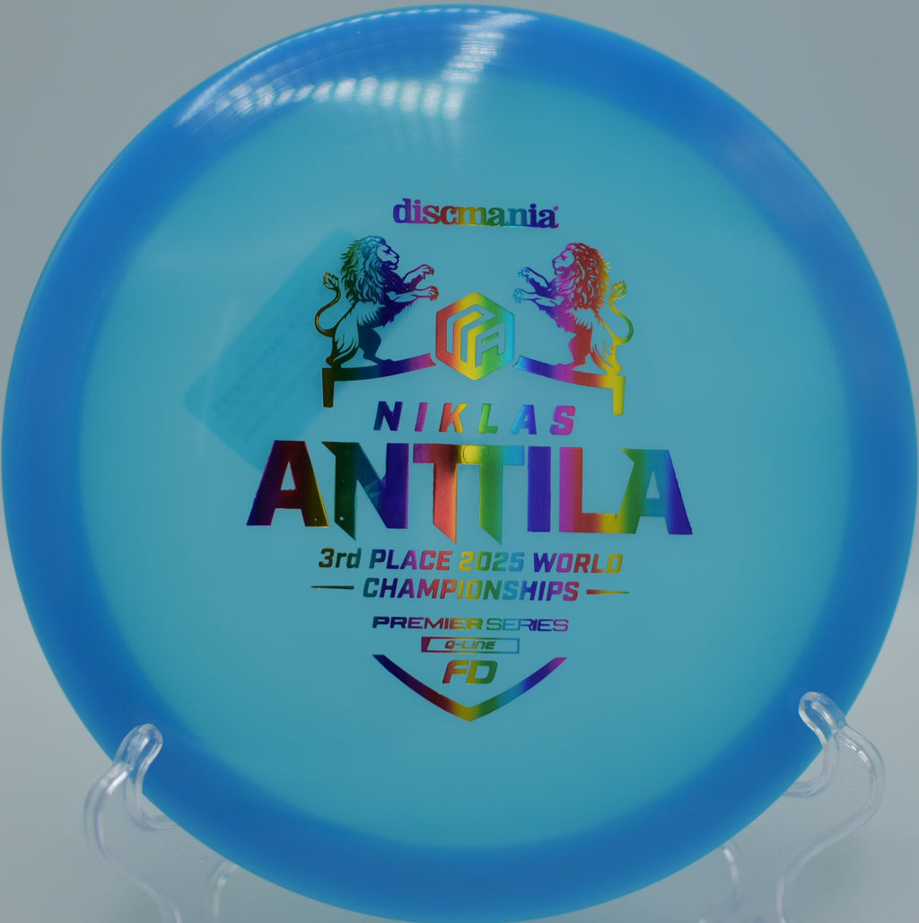 Premier Series FD Q-Line flying smooth and balanced at Sabattus Disc Golf Complex in Sabattus, Maine.