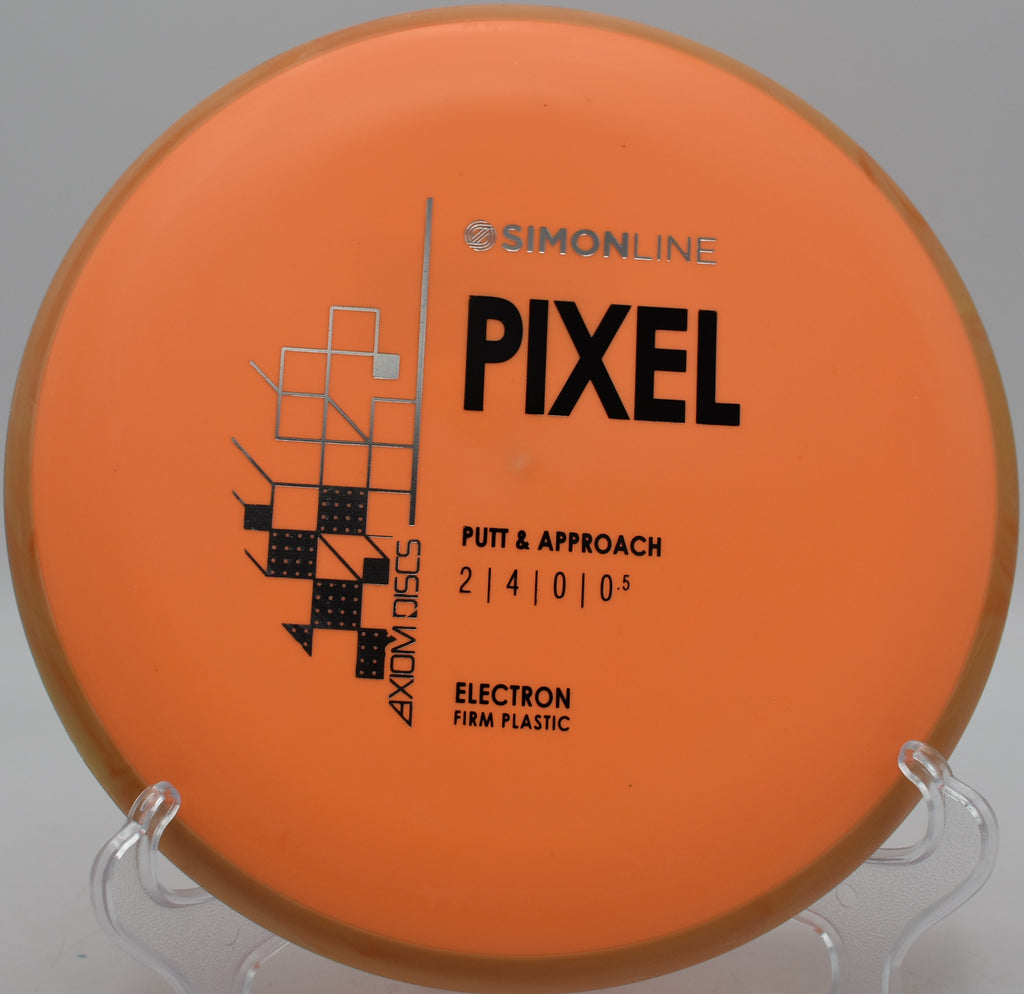 Electron Firm Pixel showing clean release and stiff grip on a jump putt at Northwood Black in Morton, Illinois

