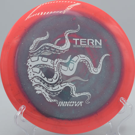 Juliana Korver’s Moondust Halo Tern launched on a tailwind bomb at Fox Run Meadows in Jeffersonville, Vermont.

