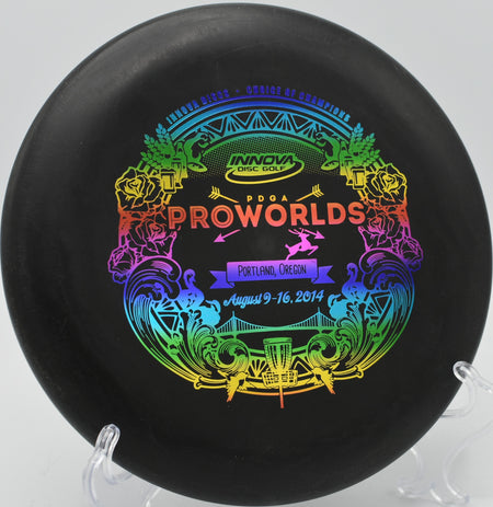 Player using a Big Bead Aviar for a controlled jump putt at Harmon Hills in Fall Branch, Tennessee.

