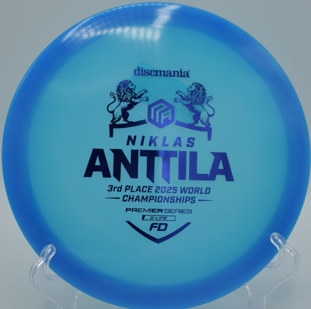 Premier Series FD Q-Line fading gently beside the chains at Golden Gate Park Disc Golf Course in San Francisco, California.