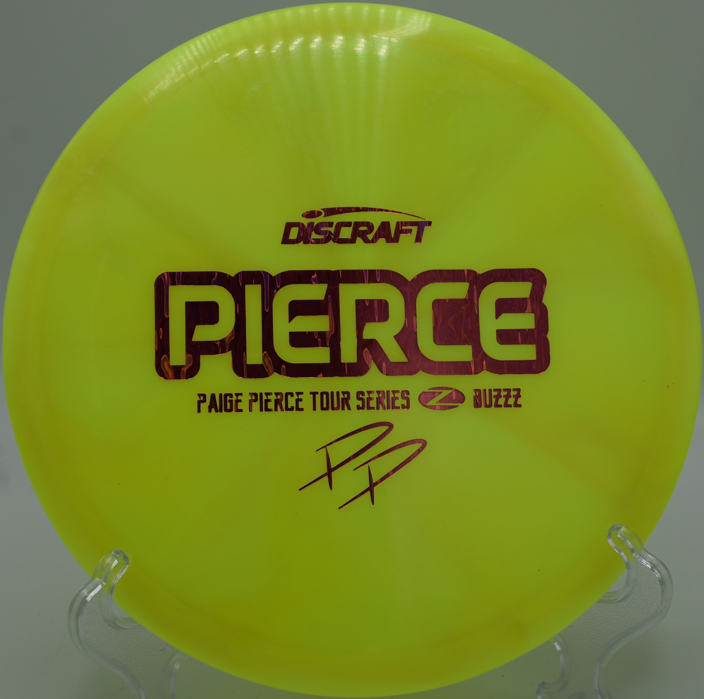 Z Swirl Buzzz disc golf midrange gliding toward the basket at Rotary Disc Golf Course, Huntington, West Virginia