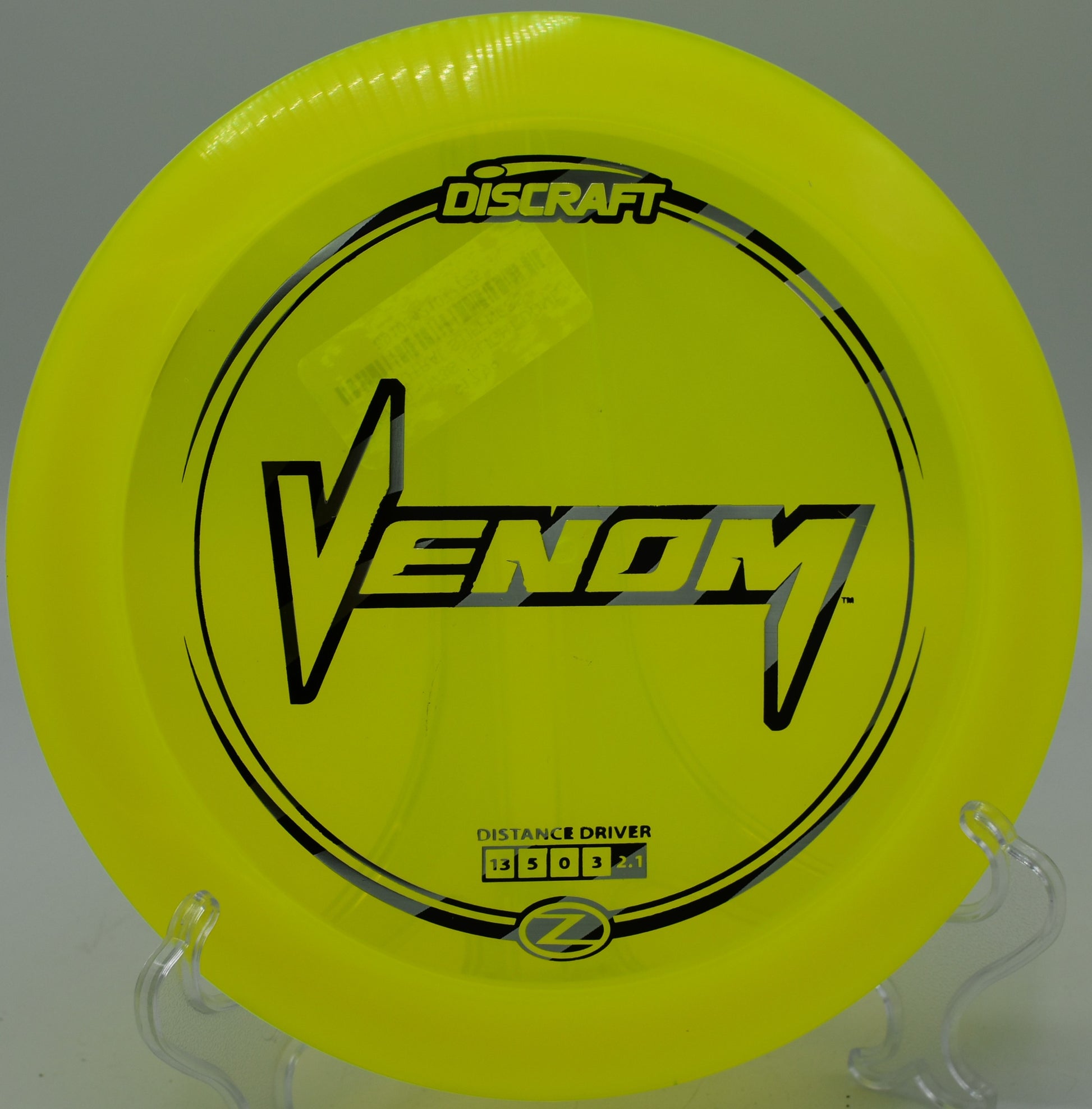 Discraft Z Venom – Extremely overstable distance driver built for headwinds at Maple Hill Disc Golf Course in Massachusetts.


