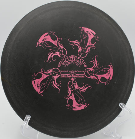 Innova DX Roc carving a smooth hyzer on Hole 14 at Magnolia Disc Golf Course, Live Oak, Florida.