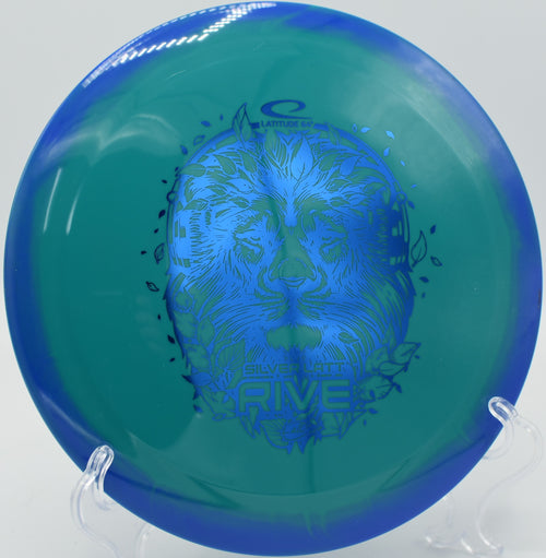 Silver Latt Rive soaring on a high-speed line at Glenwood DGC in Twin Falls, Idaho.

