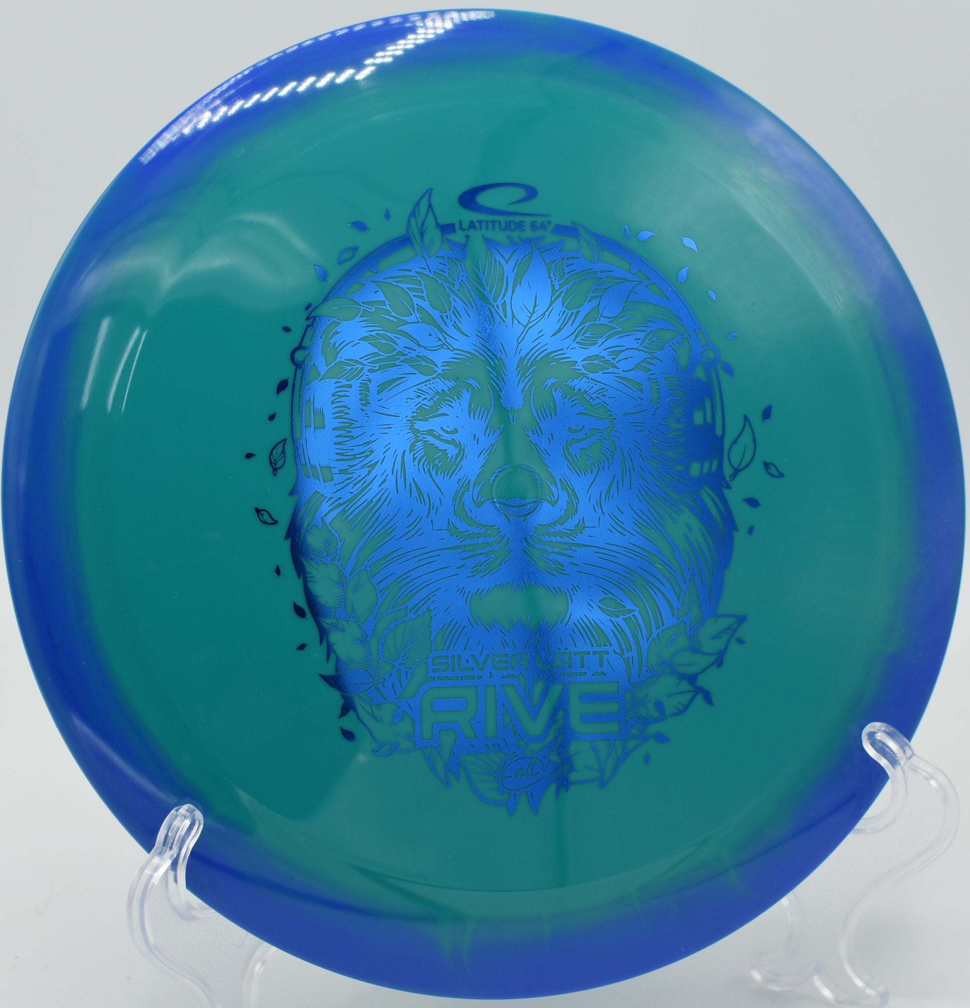 Royal Grand Rive crashing through the gap at Little Africa DGC in Inman, South Carolina.

