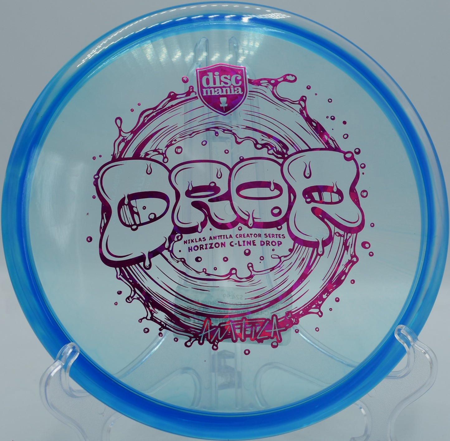 Creator Series Drop holding a flex forehand and fading inside Circle 2 at Fox Run Meadows in Jeffersonville, Vermont.

