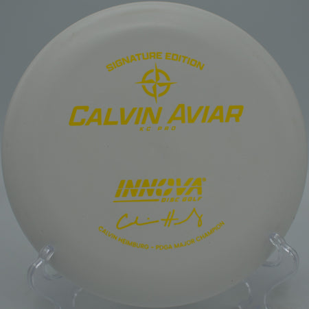 KC Pro Aviar beaded edge putter sinking dead-center putt at DeLaveaga Disc Golf Course, Santa Cruz CA