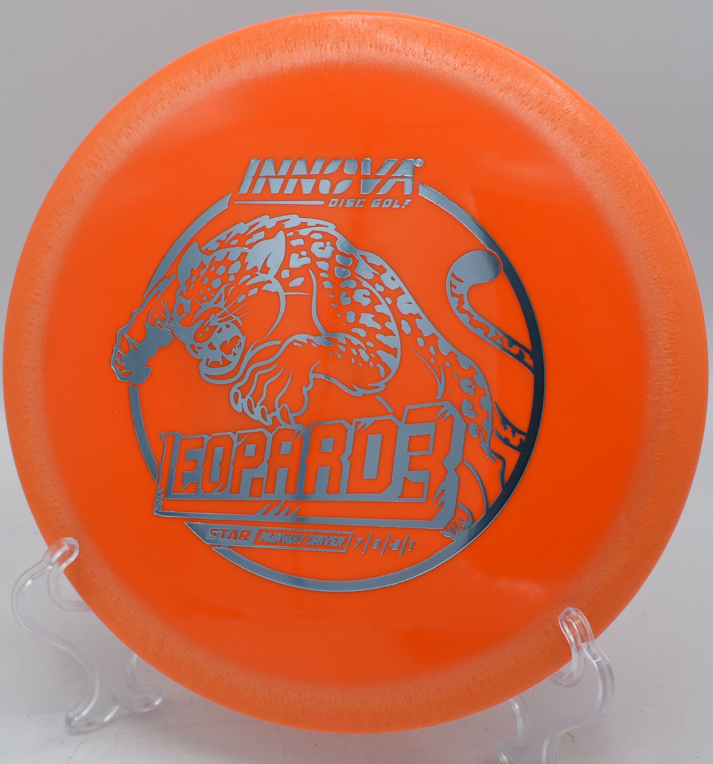 Innova Star Leopard3 settling softly near the basket on Hole 4 at Twin Parks Country Club, Dripping Springs, Texas.
