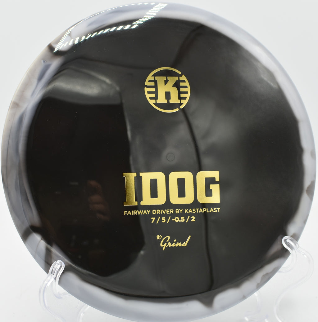 K1 Grind Idög skipping off the hardpan green at Sunset Park in Las Vegas, Nevada.

