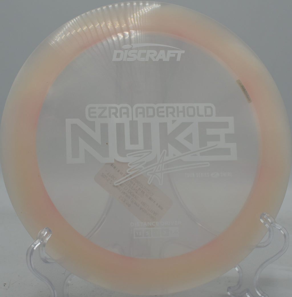 Z Swirl Nuke used on a spike hyzer line, fading quickly and sticking on a fast green at Flip City.

