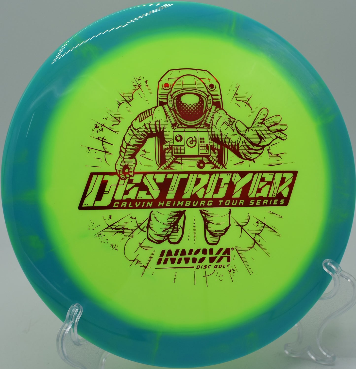 Calvin Heimburg Halo Destroyer coasting through tailwind on a long par 5 at DeLaveaga in Santa Cruz, California.

