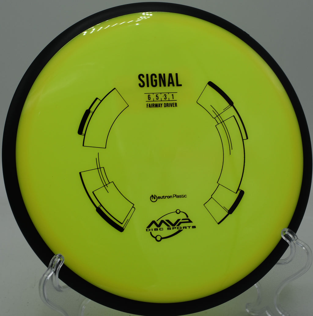 Neutron Signal flying a slow anhyzer line through tight woods at Tyler State Park in Newtown, Pennsylvania.

