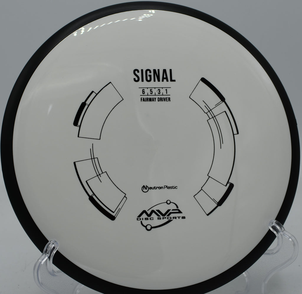 Signal shaping a low-ceiling turnover drive at SeaTac DGC in SeaTac, Washington.

