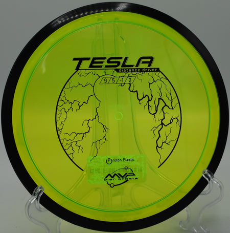 Proton Tesla cutting through headwinds at Fountain Hills Disc Golf Course in Fountain Hills, Arizona.

