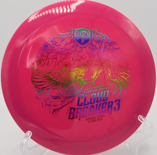 S-Line Cloudbreaker carving a flex forehand drive at SeaTac DGC in SeaTac, Washington.

