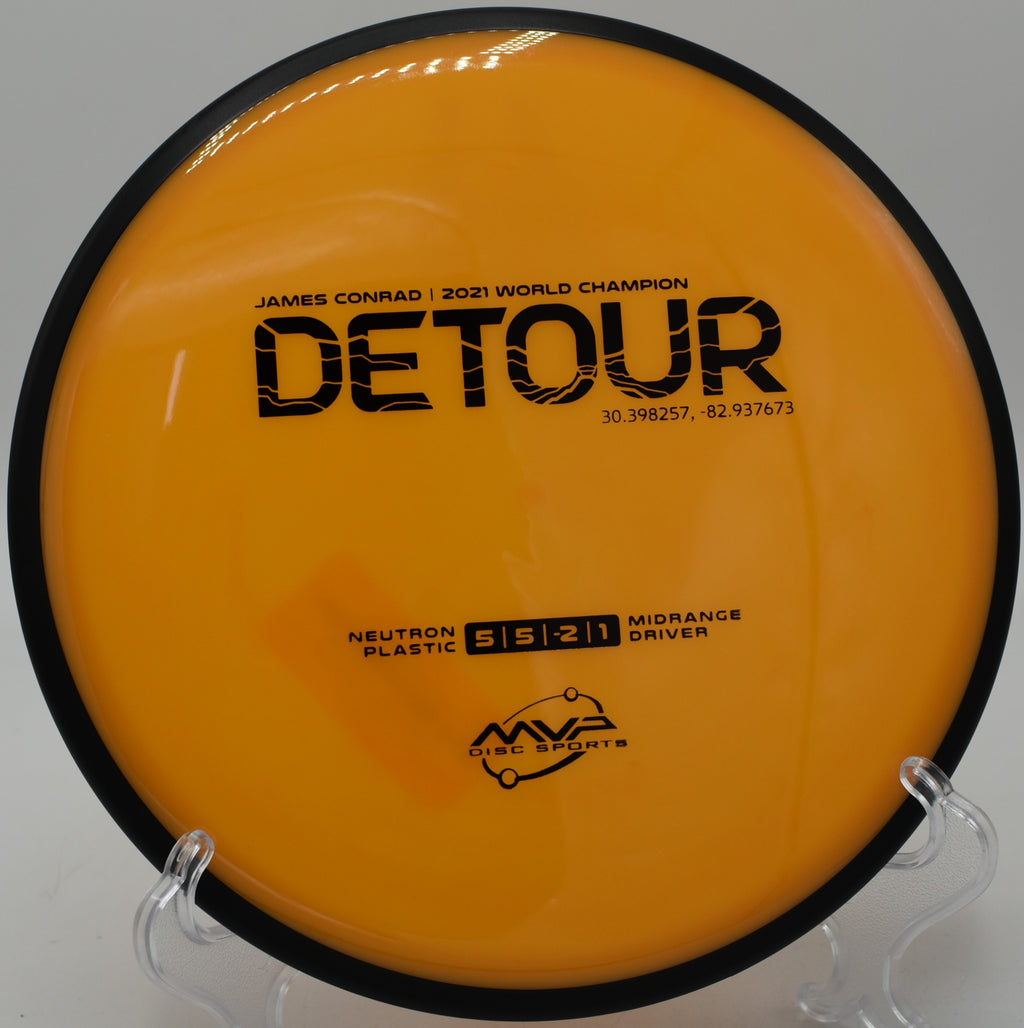 Crafty woods navigation using the Neutron Detour at Cedar Hill Disc Golf Course in Nashville, Tennessee.

