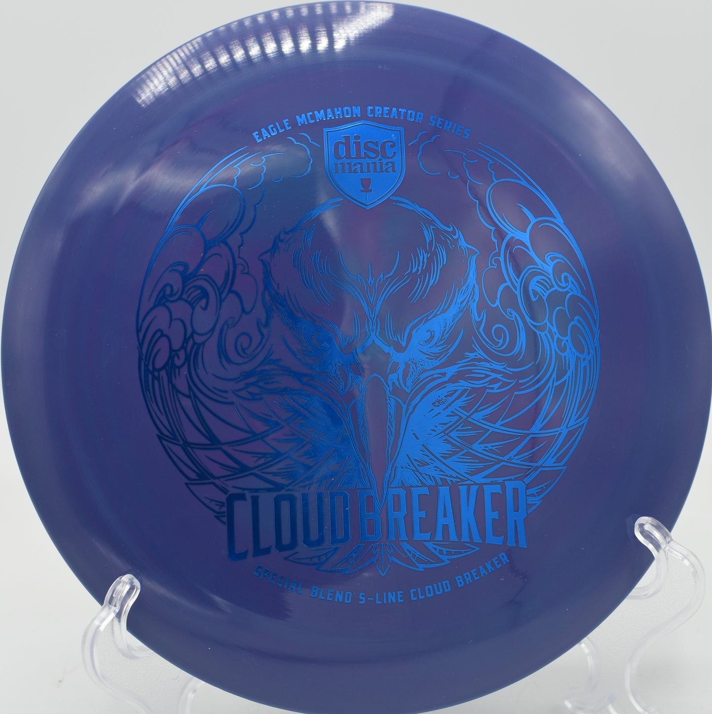 Eagle’s Cloudbreaker DD3 ripping a sky anhyzer over the trees at Tyler State Park in Newtown, Pennsylvania.

