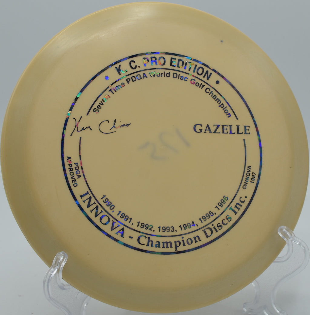 Innova KC Pro Gazelle holding a smooth hyzer on Hole 12 at Hobbs Farm Disc Golf Course, Carrollton, Georgia.