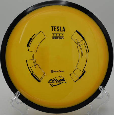 Straight-to-fade control drives with the Neutron Tesla at Fox Run Meadows in Jeffersonville, Vermont.

