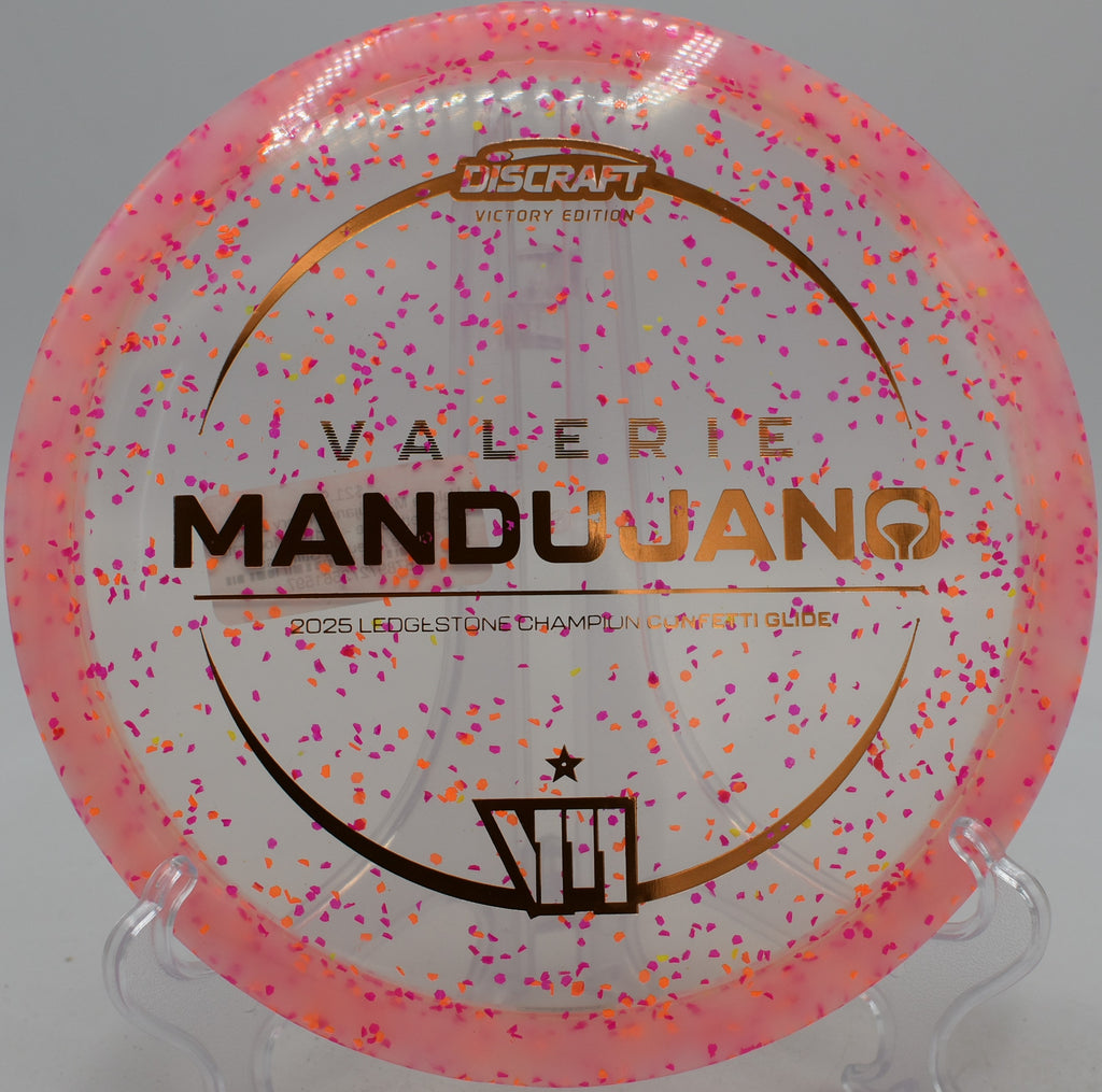 Confetti Glide gliding straight with soft fade at The Preserve Championship Course in Clearwater, Minnesota