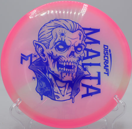 Discraft Malta finishing softly near pin at Northwood Black in Morton, Illinois

