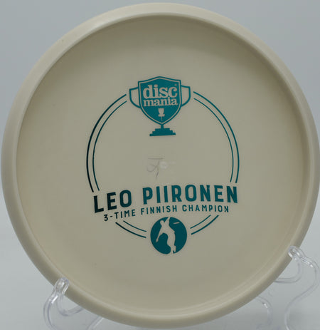 Discmania D-Line P2 drifting flat and finishing true on a wooded green at Deer Lakes Park in Tarentum, Pennsylvania.

