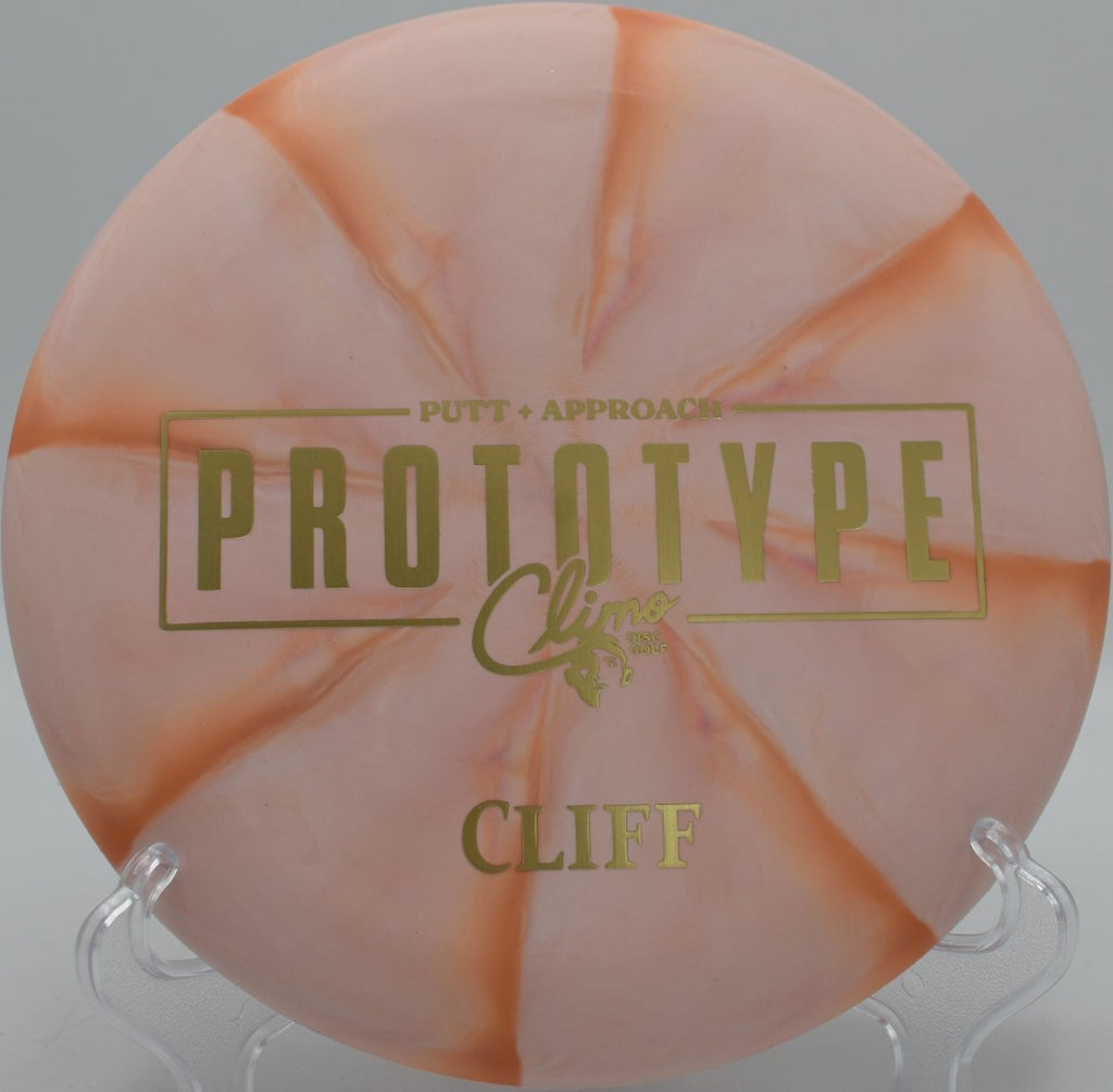 Climo Cliff beadless putter on wooded approach at Harmon Hills Disc Golf Course in Fall Branch, Tennessee