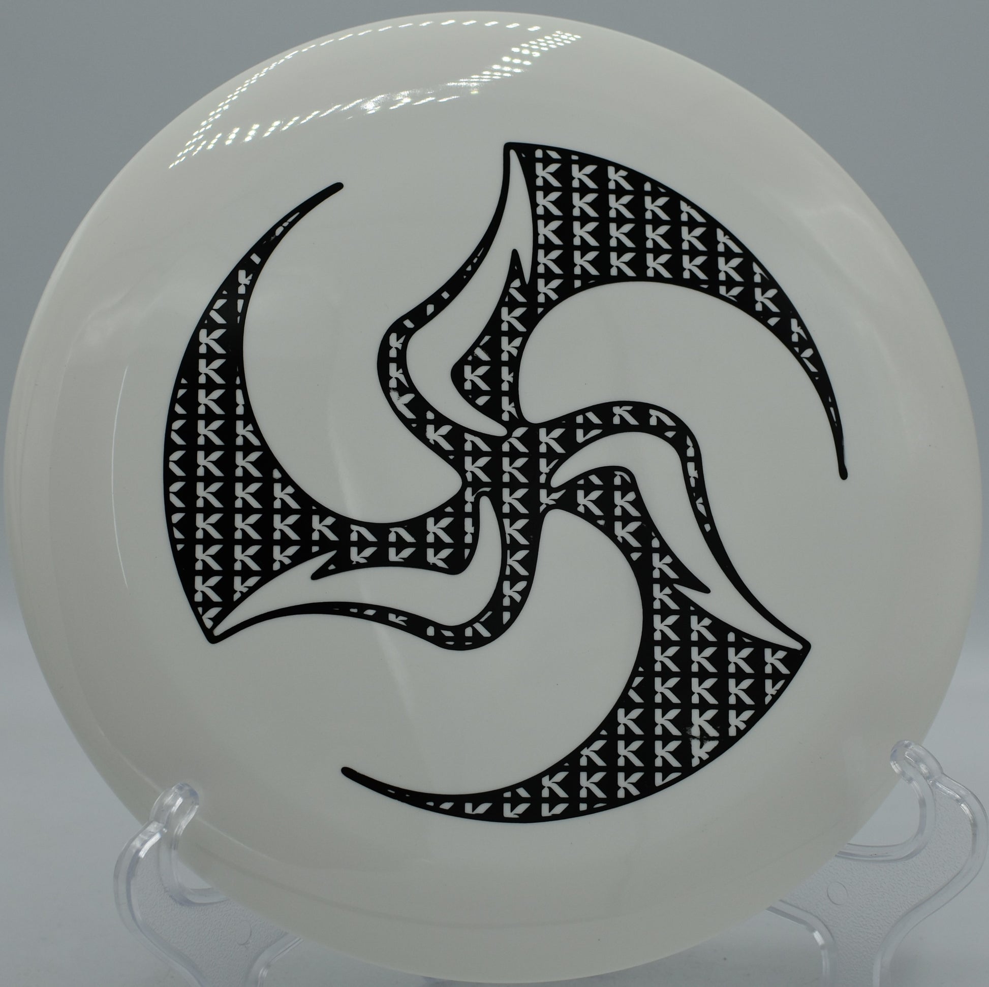 Kristin Lätt Signature Series Huk Lab Grand Grace flying with glide and precision on a hyzerflip line at Maple Hill Disc Golf Course in Leicester, Massachusetts








