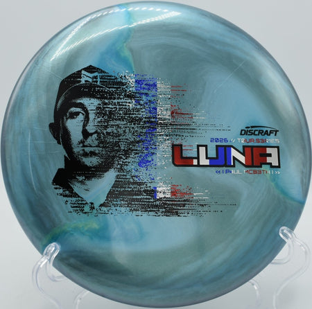 Paul McBeth Luna putter clean release putt at Idlewild Disc Golf Course in Burlington, Kentucky wooded green