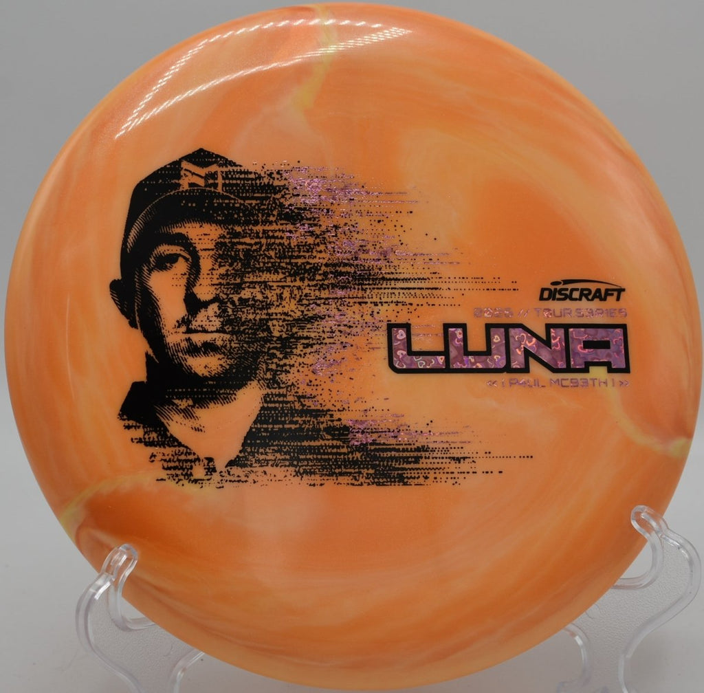 Discraft Luna putter straight glide at Harmon Hills Disc Golf Course in Fall Branch, Tennessee