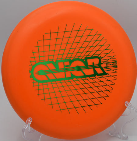 Microbead Aviar floating toward the chains on Hole 6 at Cliff Drive Disc Golf Course, Kansas City, Missouri.