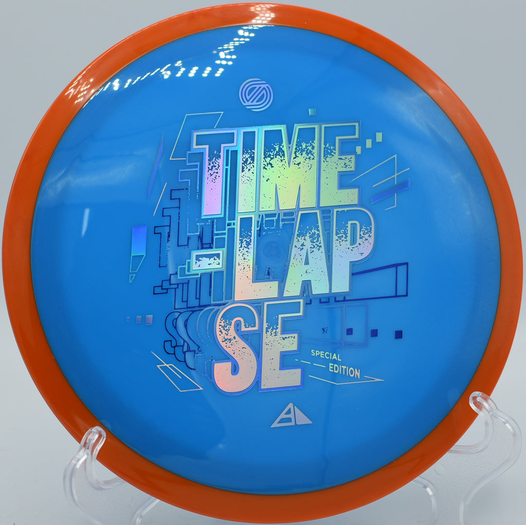 Time-Lapse SE in Neutron plastic flying stable in windy conditions at SeaTac DGC in SeaTac, Washington

