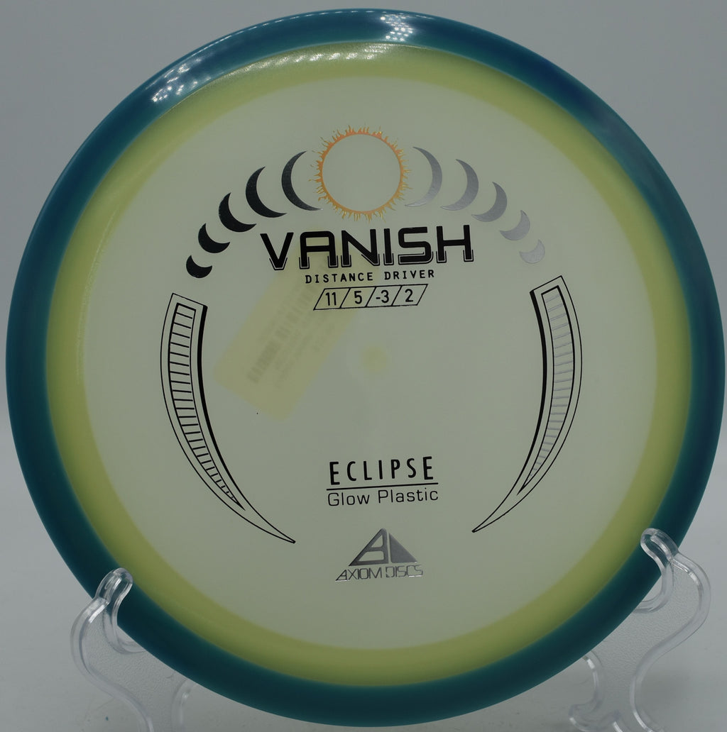 Axiom Eclipse Vanish showing understable glide on a tailwind bomb at Eagles Crossing in Hawk Point, Missouri

