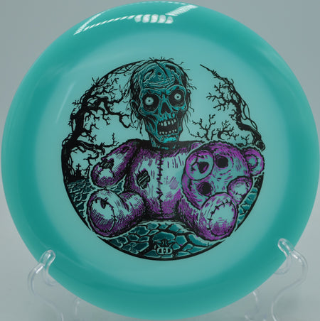 Dynamic Discs Lucid Moonshine Heist Bearly Alive glowing driver bombing at Blue Ribbon Pines, MN