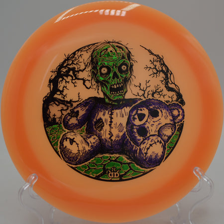 Bearly Alive Lucid Heist max-distance backhand drive at Milo McIver State Park, Estacada OR