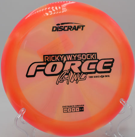 Z Swirl Force fighting wind with power and reliable fade at Sunset Hills in Pekin, Illinois.

