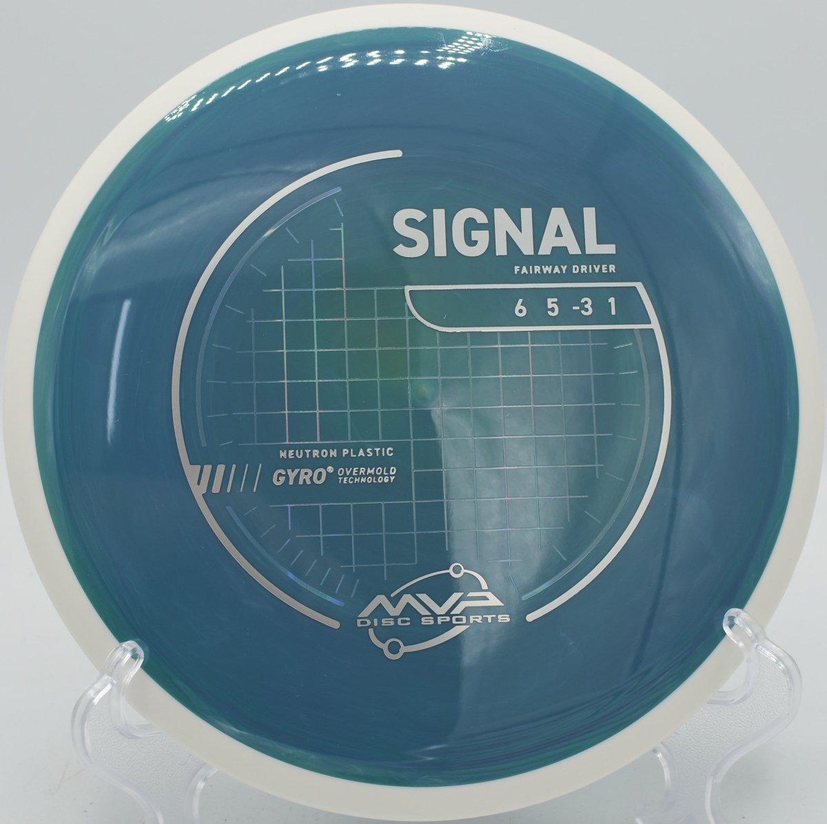 Neutron Signal disc golf driver attacking technical woods at Kayak Point Disc Golf Resort, Stanwood, Washington
