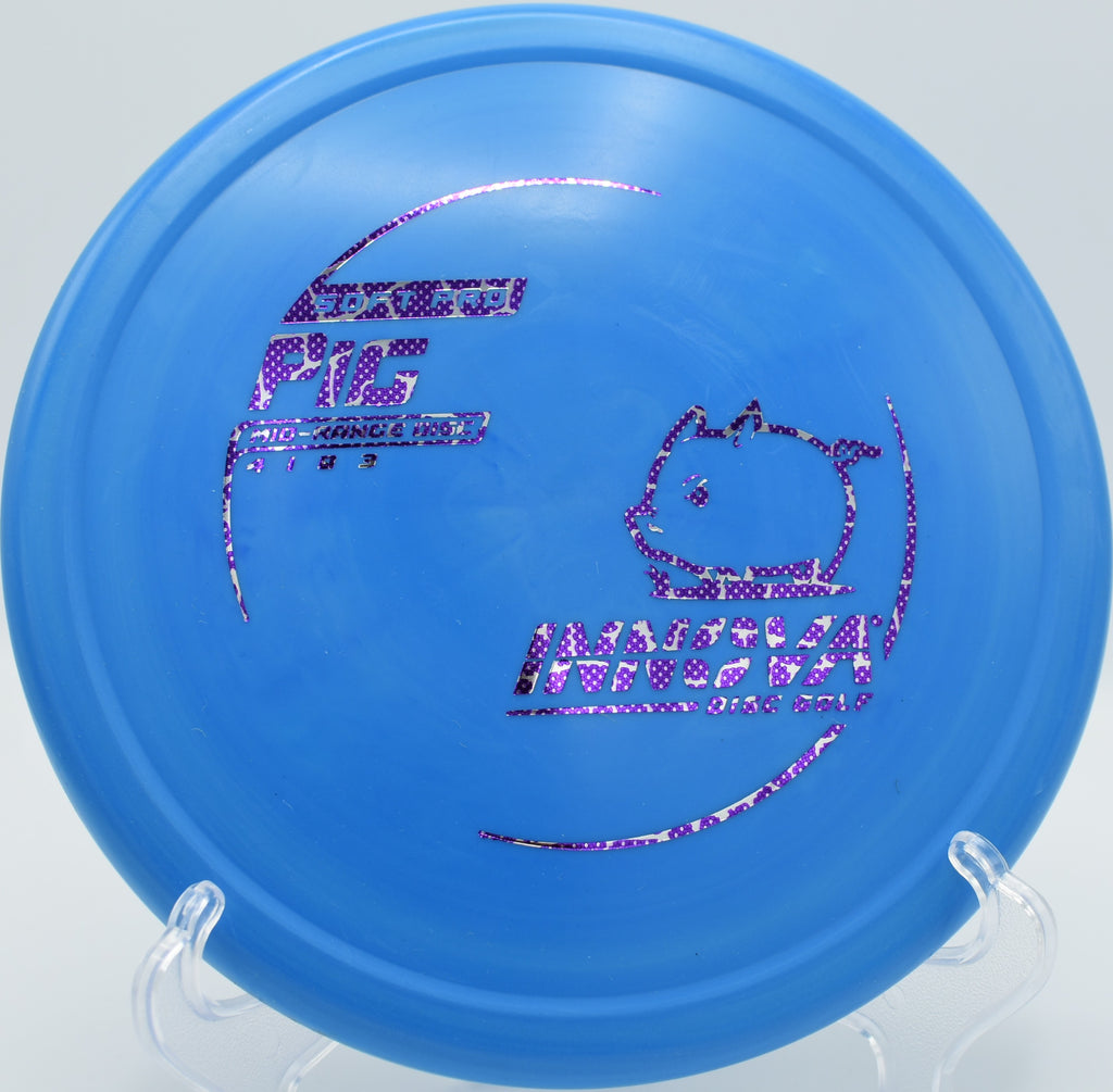 Innova Soft Pro Pig utility approach disc thrown into headwind at SeaTac Disc Golf Course in Washington

