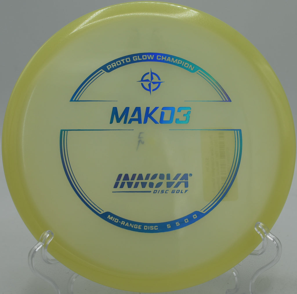 Discraft Challenger Jawbreaker – Slightly overstable putter perfect for windy circle 1 play at Hornets Nest in North Carolina.

