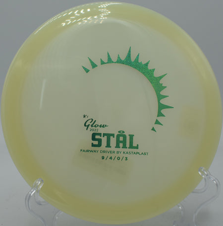 K1 Glow Stål cutting through crosswinds at Goliad State Park Disc Golf Course in Goliad, Texas.

