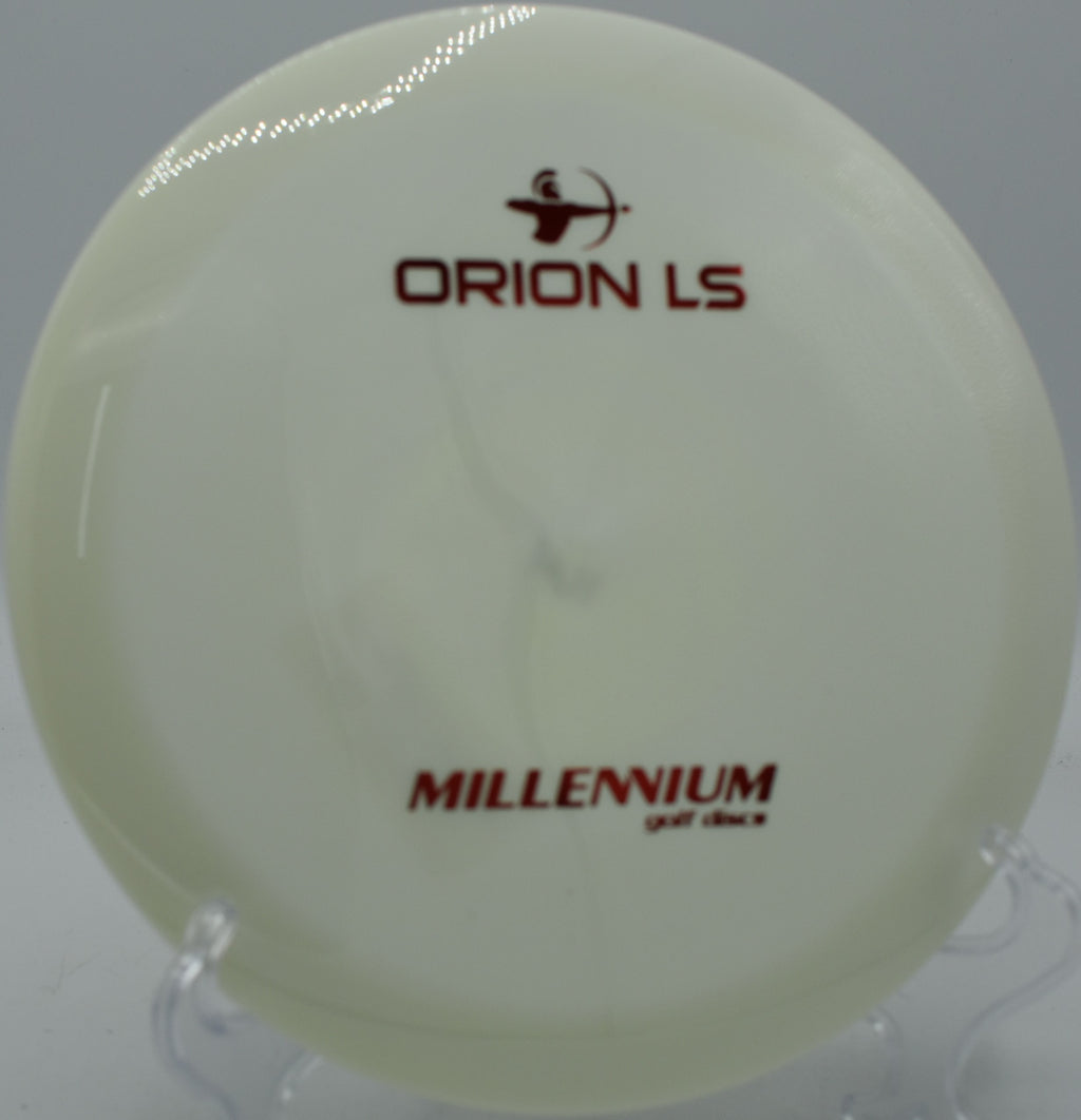 Millennium Sirius Orion LS launched on a long turnover line at Fountain Hills Park in Arizona.

