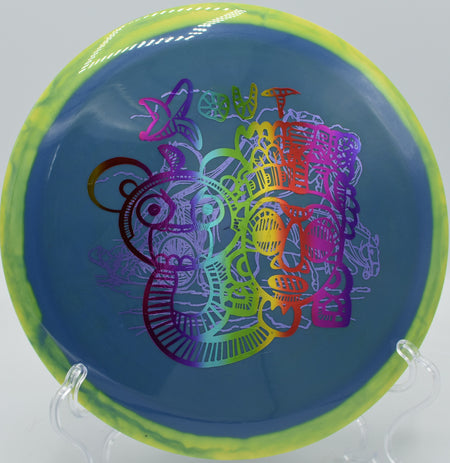 G-Blend Halo Sphinx carving a long anhyzer line with control at Swope Park in Kansas City, Missouri.

