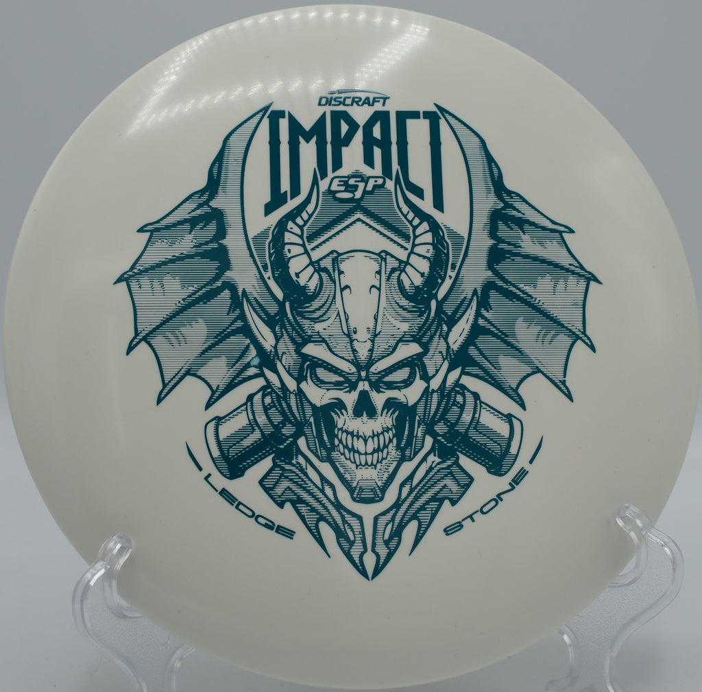 Discraft Ledgestone ESP Glo Impact flying downhill at Vista del Camino in Scottsdale, Arizona

