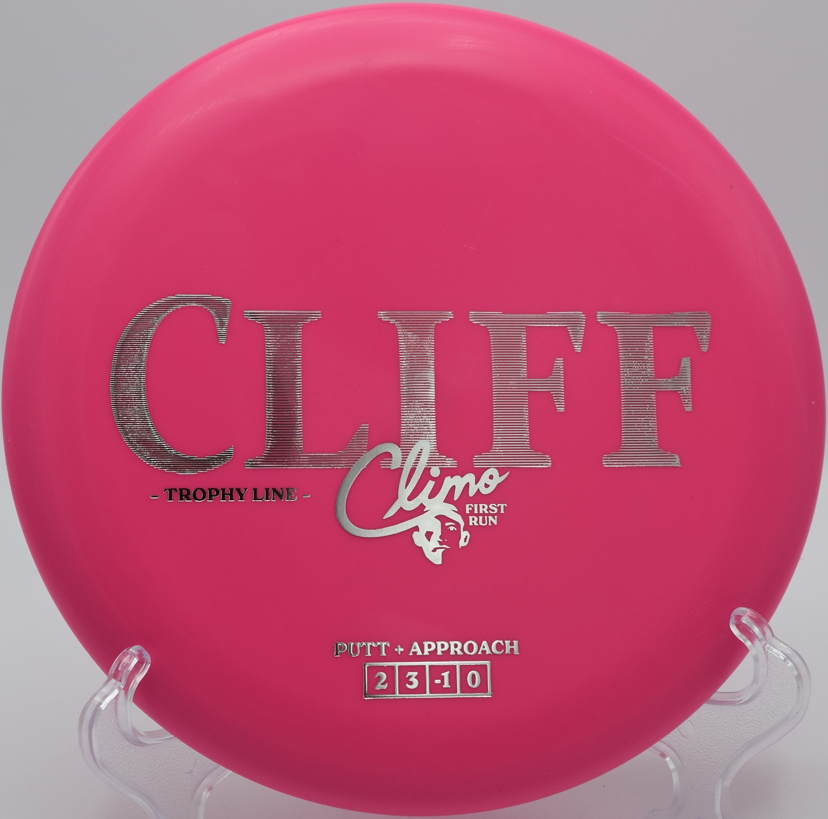 Trophy Line Cliff disc golf putter throwing a clean approach at Freedom Park Disc Golf Course, Valparaiso, Indiana