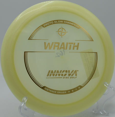 Glow Wraith flying a controlled hyzer at Riverview Park Disc Golf Course in North Augusta, South Carolina.