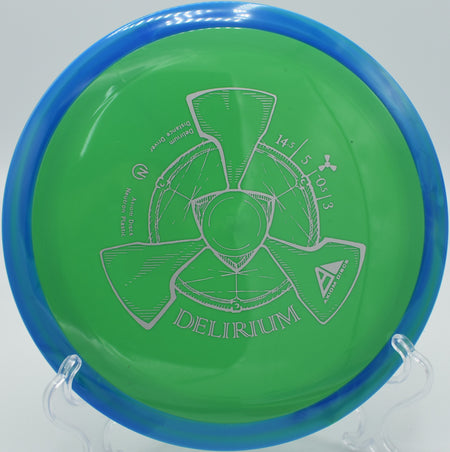 A player using a Neutron Delirium for a sky-high hyzer at Branson Cedars Disc Golf Course in Ridgedale, Missouri.