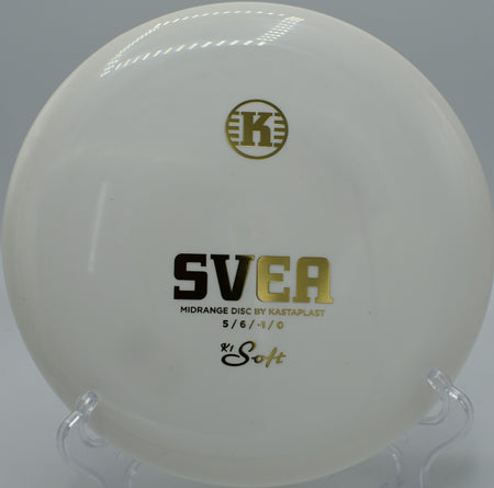 "Experience precise, neutral flight with the K1 Soft Svea at Muirwoods in Traverse City, MI, offering a smooth, comfortable grip."
