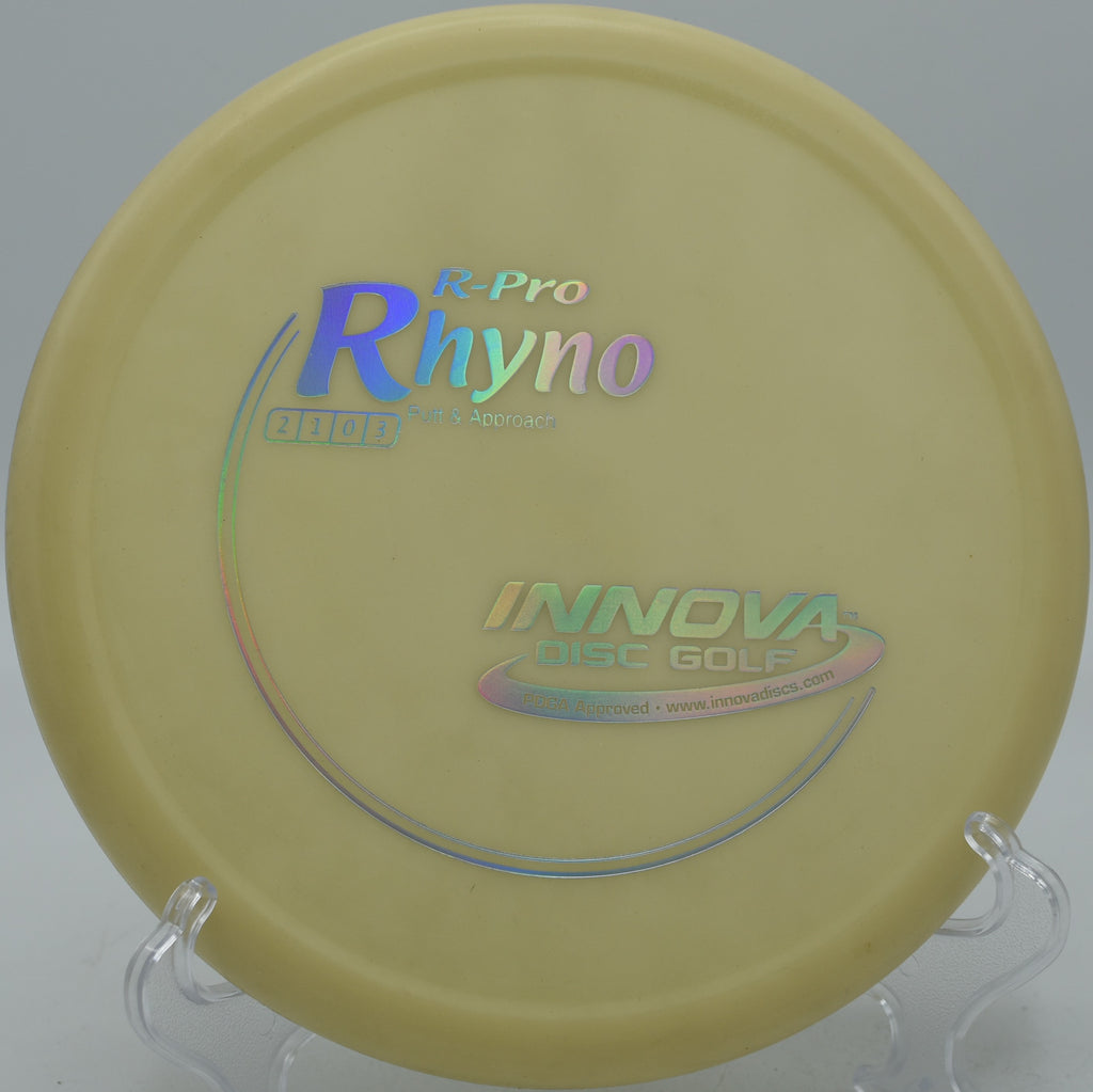 Pro Rhyno stopping short on a steep green at Cedar Hill Disc Golf Course in Nashville, Tennessee.

